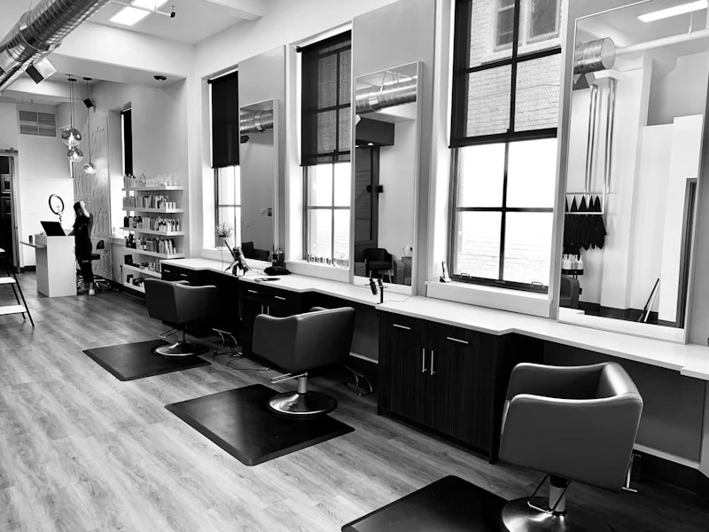 Salons & Spa